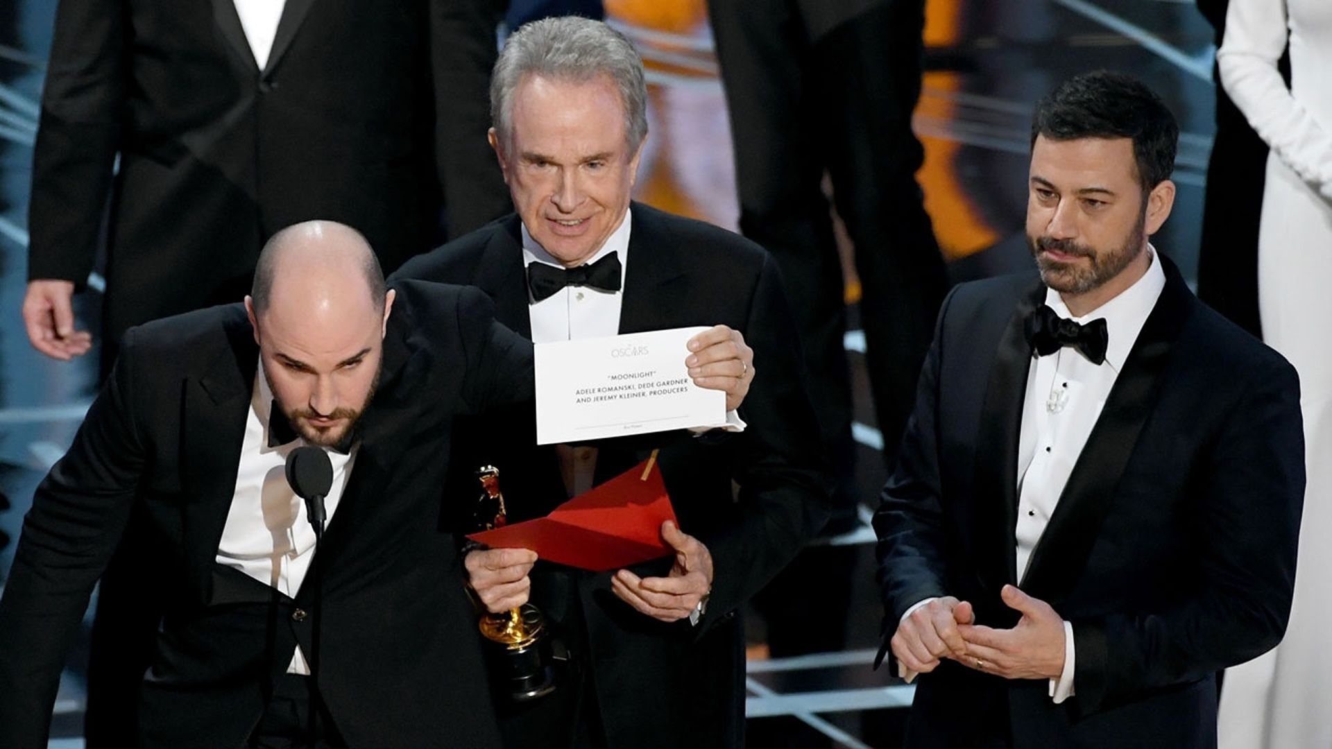 1774959_022617-cc-oscars-lala-land-mixup-winner-card-img.jpg