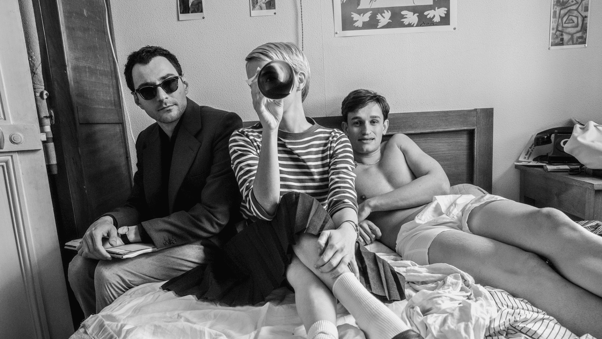 NOUVELLE VAGUE 4 - MIN.png