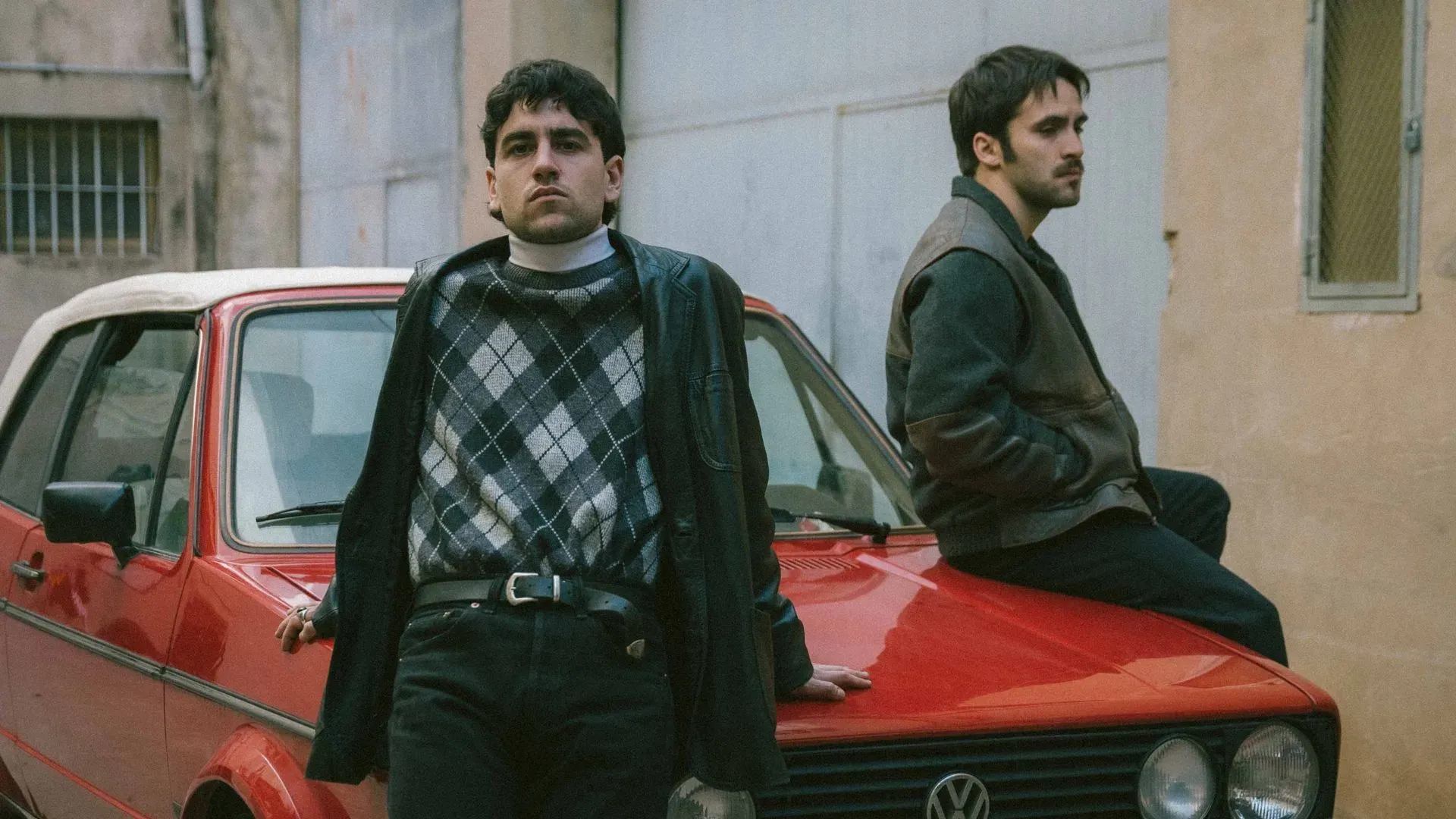 «La Ruta»: Μια νύχτα barhopping που εκτείνεται στον χρόνο